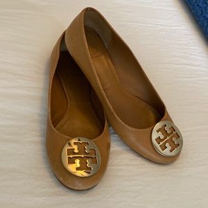 Tory Burch Pebble Leather Flats